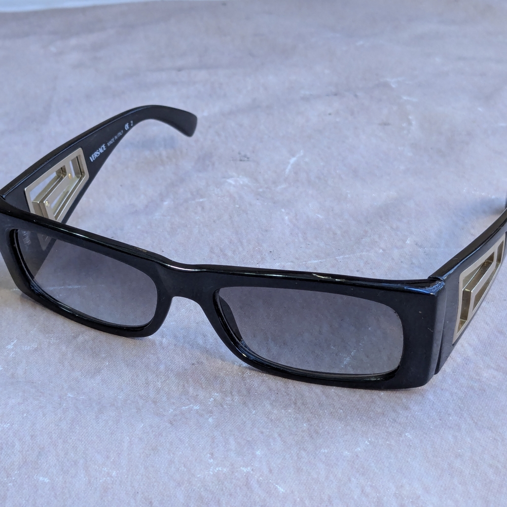 Versace Black Rectangular Sunglasses - image 6